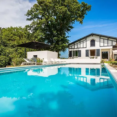 Beausite Keyweek Basque With Pool Garden And Parking * Biarriz
